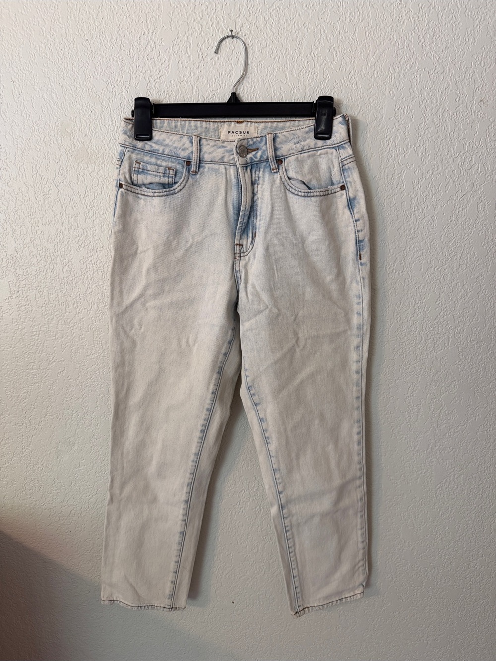 PacSun Women's Light Blue Straight Leg Mom Jeans